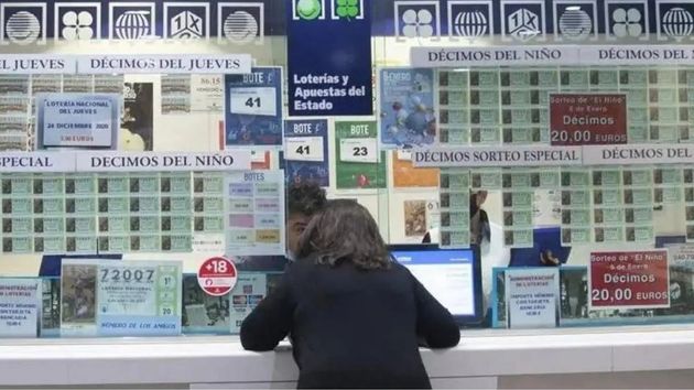 Un jubilado se olvida de comprar la lotería, lo hace su mujer y acaban ganando 500.000 euros: “ahora podré disfrutar de la jubilación”