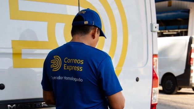 Correos necesita personal y lanza nuevas vacantes sin oposición para estos puestos