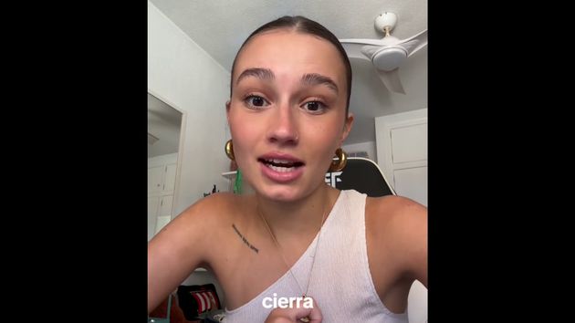 Andrea, periodista que ha dejado su primer trabajo: “Hay empresas que tiran mucho de becarios y gente joven hasta estrujarles y sacarles toda la energía, todo lo bueno que tienen”