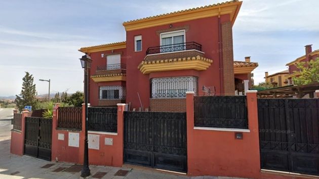 CaixaBank pone a la venta un chalet con 342 metros, 4 habitaciones y chimenea, por solo 46.600 euros