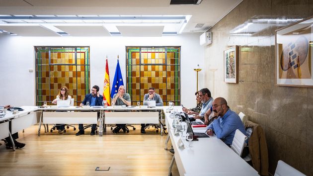 Trabajo propone a los agentes sociales incorporar al SMI aspectos de la Carta Social Europea mediante un real decreto