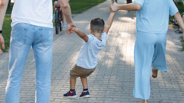La ayuda de hasta 735 euros al mes para hacer compras en supermercados: requisitos y cómo solicitarla