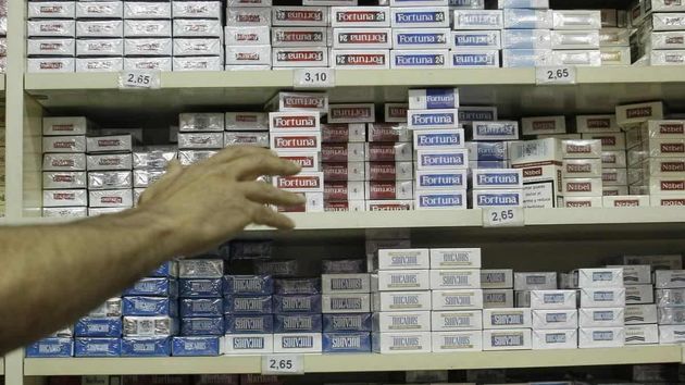 El precio del tabaco cambia a partir de este sábado en varias de marcas de cigarros y cigarrillos