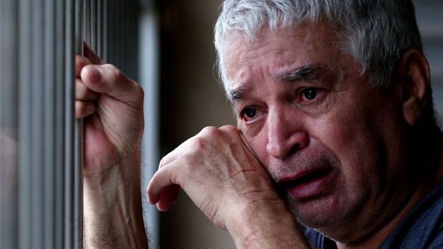 Un jubilado de 78 años pierde todos sus ahorros al enamorarse de una mujer creada por IA: “me dijo que era médico en un pueblo y buscaba una relación seria”