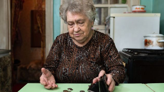 Un estafador retira 20.000 euros de la cuenta de su víctima y se ríe de ella: “Gracias, señora”