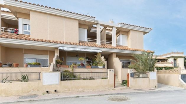 CaixaBank pone rebajado un chalet de 3 habitaciones, patio, cocina amueblada y en buen estado, por solo 35.200 euros