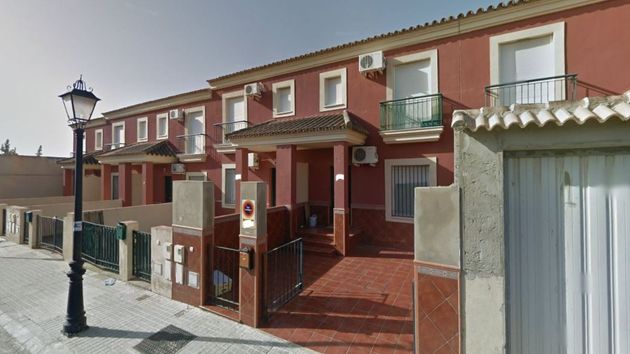 Unicaja pone a la venta un chalet con 135 metros, 3 habitaciones, patio y chimenea por solo 27.500 euros