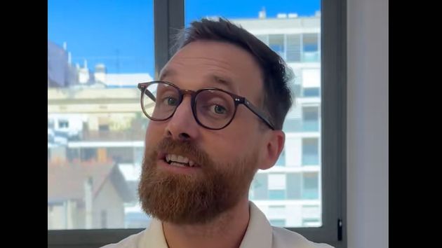 Alfonso Navarro, psicólogo: “Los castigos no enseñan respeto, solo obediencia por miedo; educar es establecer normas y límites, no gritar”