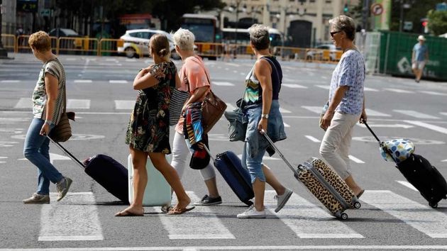Cientos de jubilados en pie de guerra con los viajes del Imserso: menos destinos, pocas plazas y el pago de suplementos de 100 euros