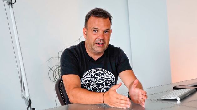José Elías, multimillonario: “el carnicero del barrio tiene más valor que la mayoría de emprendedores de redes sociales. Se juegan su patrimonio y su tranquilidad sabiendo que el sistema no está de su lado”