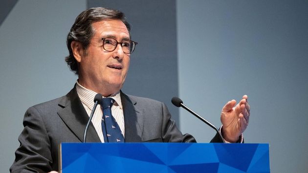 Garamendi denuncia que Trabajo transmite “inseguridad” y repite que no estará en la mesa del despido