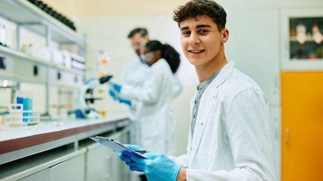 Ofertas de empleo del 5 de noviembre de 2025 en España: últimas vacantes en el sector público y privado