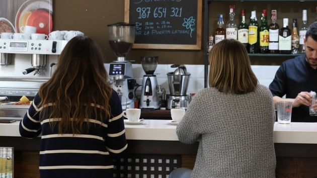 El Tribunal Supremo confirma que el tiempo de desayuno y los 15 minutos de cortesía al fichar son tiempo de trabajo efectivo