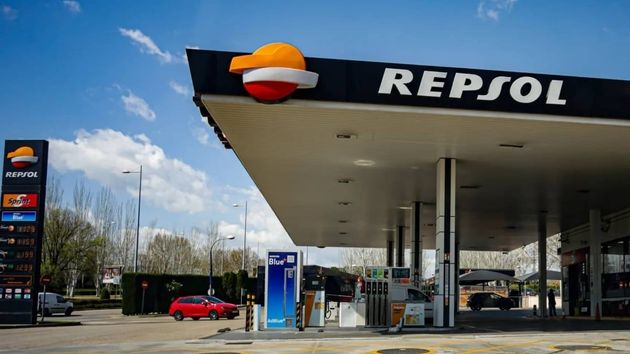 El precio de la gasolina vuelve a subir esta semana y el diésel se paga a 1 euro en estas gasolineras