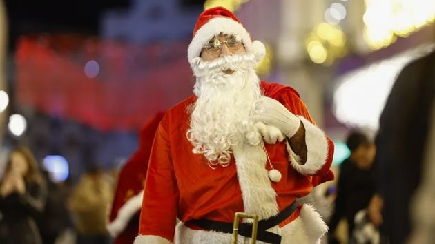 La patronal Asempleo confirma que en Navidad, Black Friday y rebajas de enero se ofertarán 127.000 empleos en comercio, hostelería y transporte