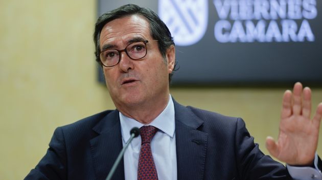 Garamendi critica que las bajas laborales se concentren en lunes y viernes y reclama más “cultura del esfuerzo”