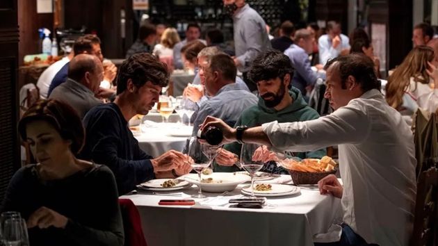 Juan Manuel Lorente, abogado: “te lo estoy avisando, no vayas a la comida de empresa. Todo lo que hagáis puede terminar en una carta de despido, aunque llevéis 20 años siendo los mejores en vuestra empresa”