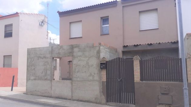 CaixaBank pone a la venta esta casa con 3 habitaciones y cocina amueblada por solo 38.000 euros