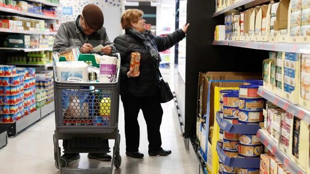 Qué supermercados abren este lunes 8 de diciembre, Día de la Inmaculada: horario de Mercadona, Lidl, Carrefour o Alcampo