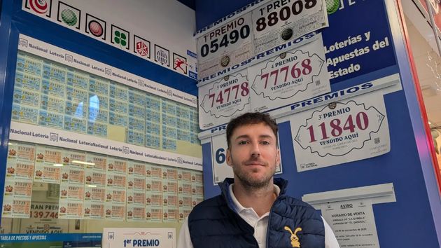 Daniel, dueño del Conejo de Oro, después de dar el gordo de Navidad en 2022 y 2023: "este año no fallamos"