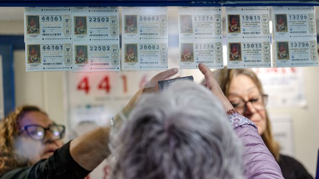 ¿Cuánto toca con las dos últimas cifras de un quinto premio de la Lotería de Navidad?