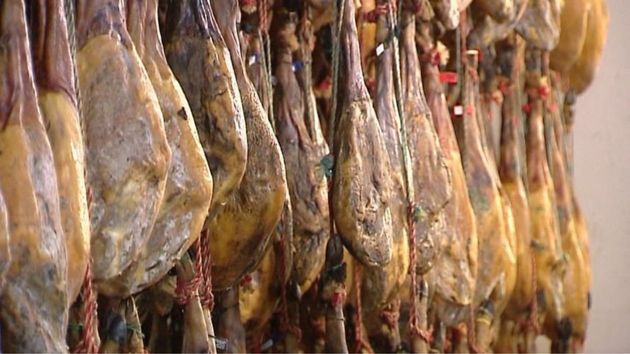 El Corte Inglés sorprende esta Navidad con el nuevo precio del jamón ibérico: últimos días para ahorrar más de 30 euros 