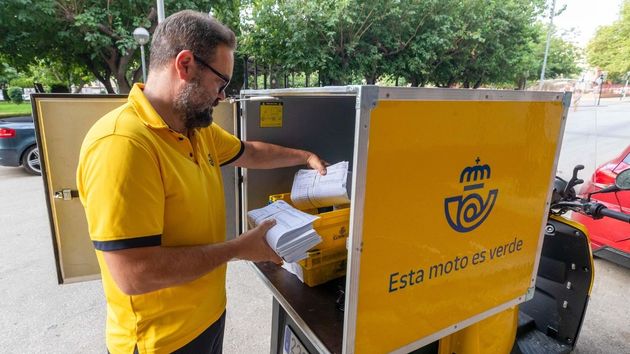 Correos activa un nuevo Portal de Empleo para captar personal temporal ante la falta de candidatos en ciertas bolsas