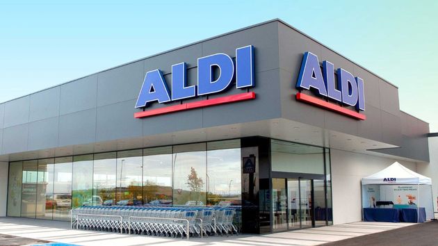 Aldi sorprende con una rebaja en su queso madurado más popular: ahora por menos de 4 euros