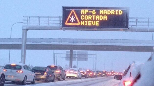 La AEMET avisa de un fin de semana de frío y precipitación: nieve en montaña, lluvias intensas y riesgo de hielo en estas carreteras