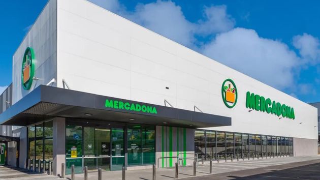 Una empleada de Mercadona con casi 30 años de antigüedad es despedida sin indemnización por quedarse con monedas de la caja: el descuadre llegó a ser de 21,07 euros
