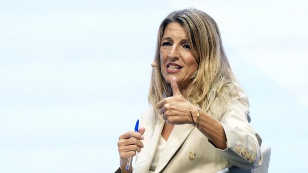 Díaz confía en cerrar este viernes la subida del SMI con los agentes sociales 