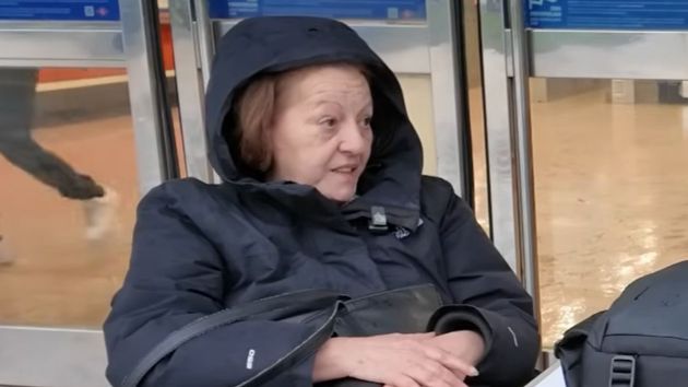 Ana, 64 años, cocinera en una casa desde hace 30 años: "Cobro 850 euros al mes. Voy a seguir trabajando todo lo que pueda"