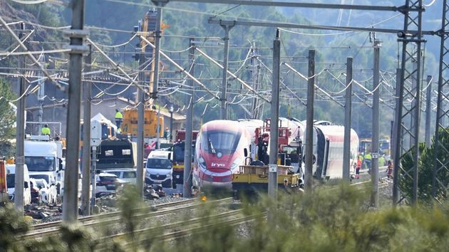 El sindicato de maquinistas convoca una huelga general tras la muerte de dos compañeros en los descarrilamientos de Gelida y Adamuz y denuncia el deterioro de la red