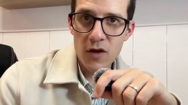 Rafael Alonso, psicólogo coach: “el trabajo es una transacción. Tu vida en realidad empieza cuando sales del trabajo”
