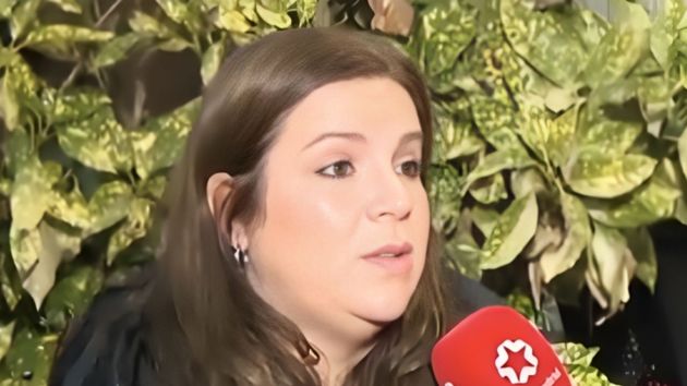 Elena, propietaria: "Trabajo, pago una casa, pero soy indigente. No tengo dónde vivir y temo que me quiten a mi hijo"