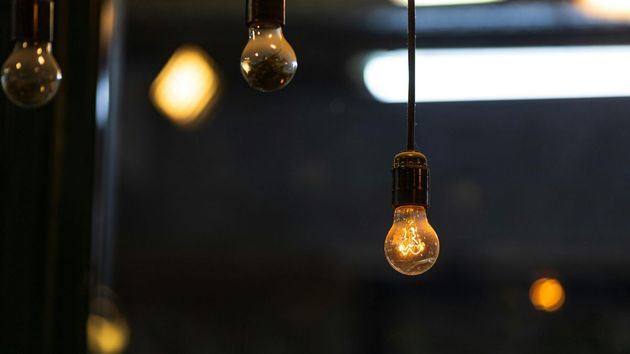 Precio de la luz hoy, 1 de febrero de 2026, por horas: las horas más baratas y caras dentro del PVPC