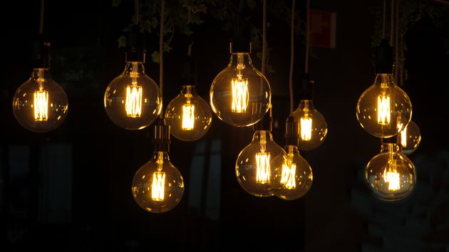 Precio de la luz del jueves 5 de febrero de 2026, por horas: las horas más baratas y caras dentro del PVPC