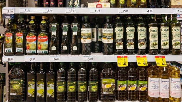Precio del aceite de oliva virgen extra: cuesta menos de 5 euros en estos supermercados