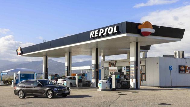 El precio de la gasolina sube y el diésel baja hasta 0,98 euros en esta gasolinera