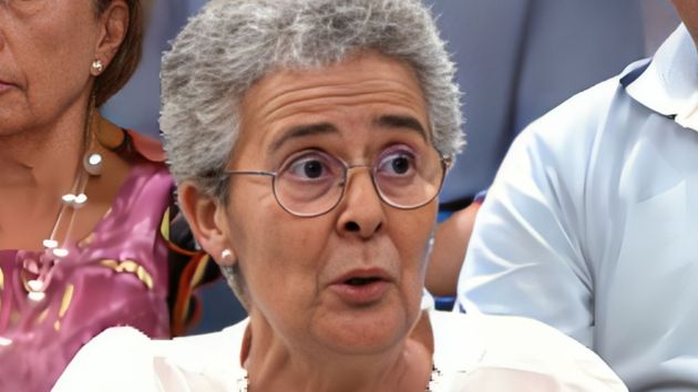 María, 63 años, limpiadora de hotel: "Una habitación era de 20 minutos y estuve 8 horas, te pagan 400 euros cuatro horas, pero trabajas el doble"