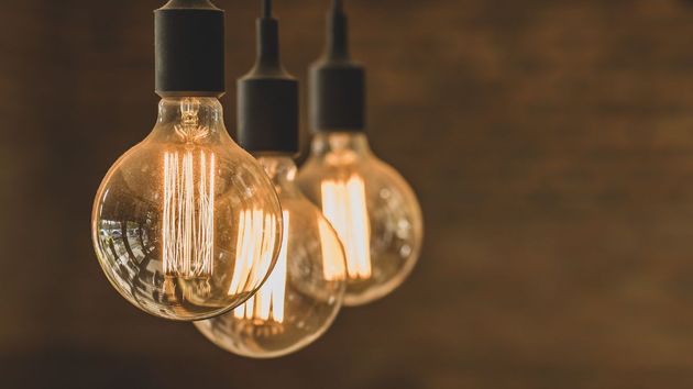 El precio de la luz hoy martes 17 de febrero de 2026: las horas más baratas y caras dentro del PVPC