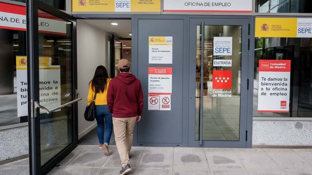 El SEPE lanza en su portal web 4.794 ofertas de empleo donde no piden ni experiencia ni estudios y con sueldos de hasta 42.000 euros