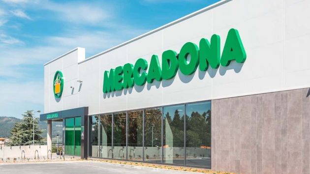 Despedido de Mercadona tras 18 meses de baja y denegarle la incapacidad: faltó 15 días al trabajo esperando a que la empresa le llamara y la Justicia no le da la razón