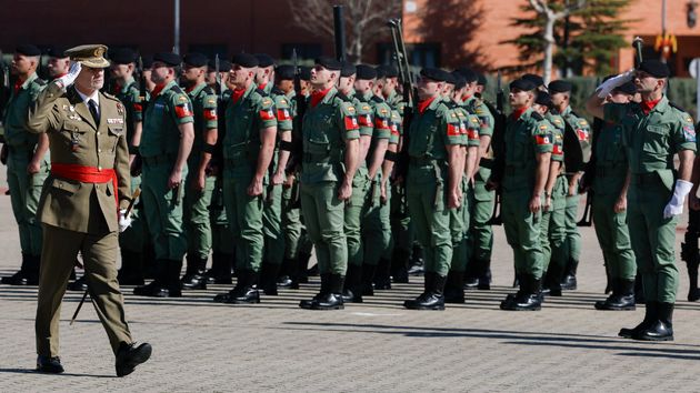 Cuánto dinero cobra un soldado del Ejército español en 2026: sueldo base, complementos y altos cargos