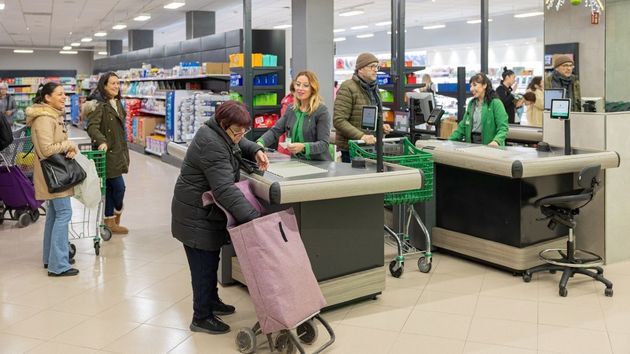 ¿Cuánto gana un cajero de Mercadona en 2026?