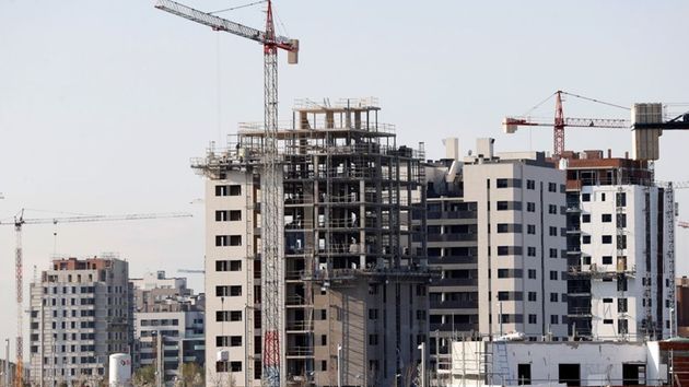 La guerra en Oriente Medio amenaza la vivienda en España: hipotecas más caras y frenazo de la compraventa