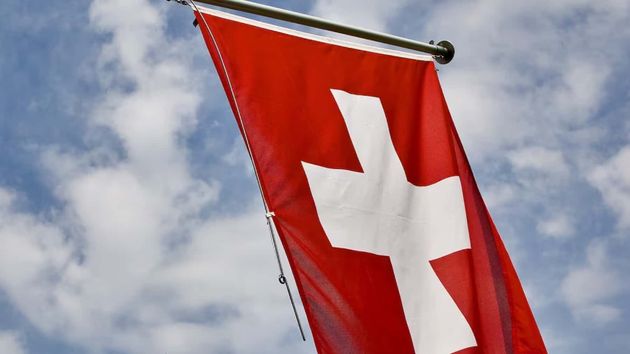 Suiza está buscando 19.527 trabajadores con sueldos de hasta 6.500 euros: si eres español, estos son los requisitos