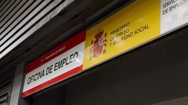 El SEPE publica casi 4.000 vacantes para trabajar como personal de limpieza y conserje: muchas con contrato fijo y sin pedir estudios ni experiencia