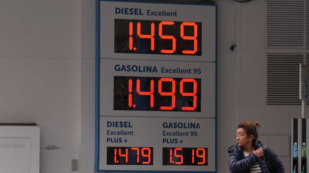 El BOE advierte de que no informar sobre el precio de los carburantes puede suponer multas de hasta 6 millones de euros para las petroleras