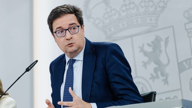 El Gobierno prevé aprobar este viernes la jornada de 35 horas en la AGE mientras CSIF exige incluir a más colectivos